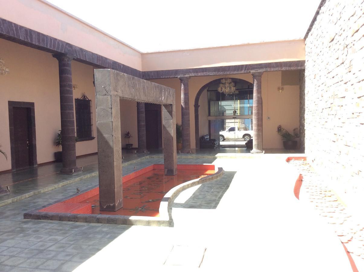 Valle de Santiago Hotel Candiles المظهر الخارجي الصورة