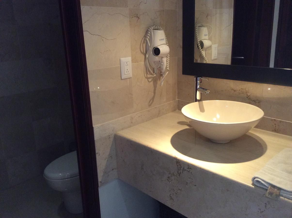 Valle de Santiago Hotel Candiles المظهر الخارجي الصورة